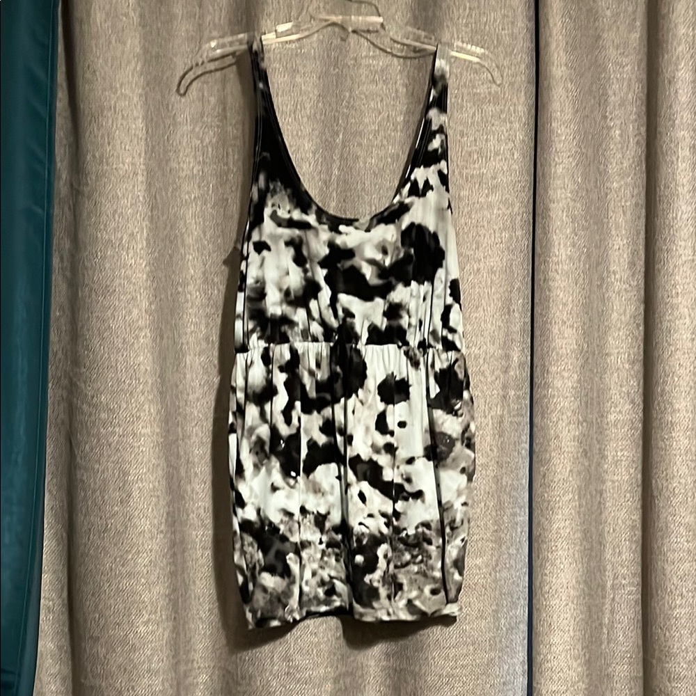SUPRE Black and White Graphic Tank Top